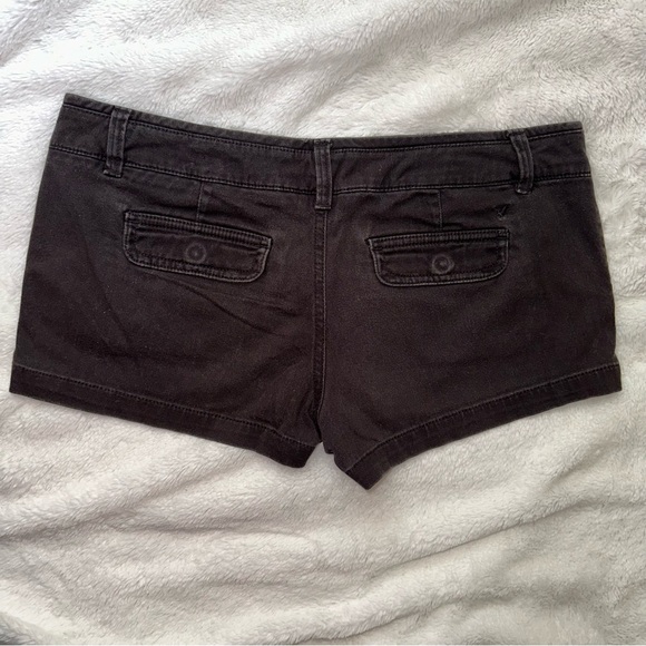 American Eagle Y2K Washed Black Low Rise Micro Shorts Sz 4 Pockets Mini Stretch - Picture 2 of 11